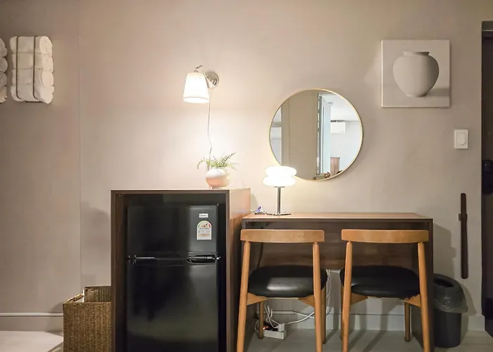 Colliv Yeonnam Guest house Seoul